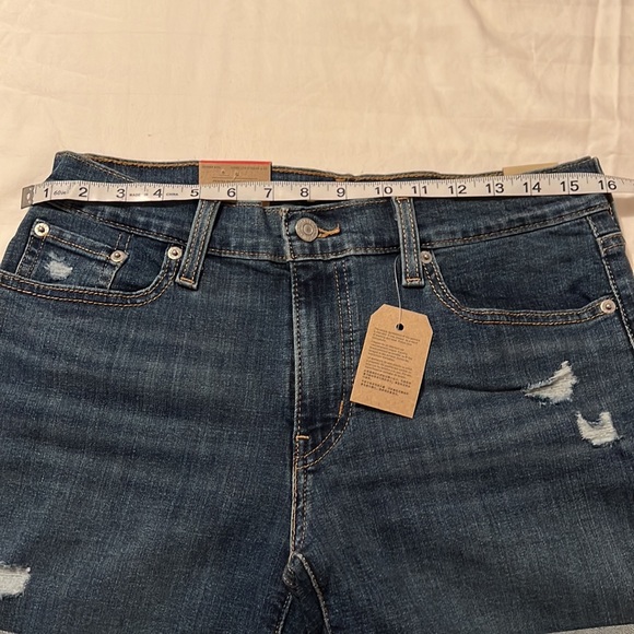 Levi brand shorts denim brand new with tags women size 8 - Picture 5 of 6